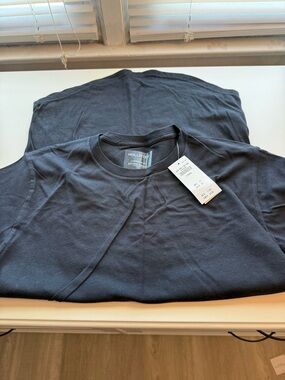 Hollister long line tshirt